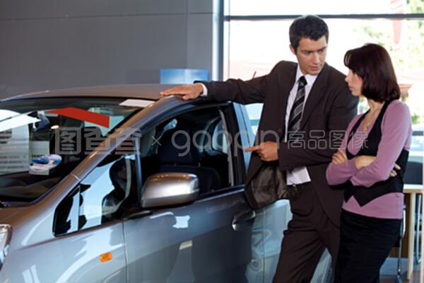 駕馭未來(lái) 全方位解讀汽車(chē)特點(diǎn)，助力您的明智之選